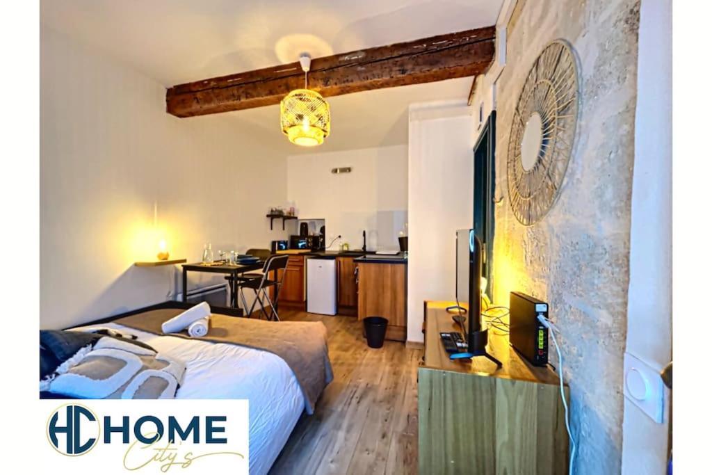 Studio Au Coeur Historique De Montpellier, 2 Personnes Et Wifi Ngoại thất bức ảnh